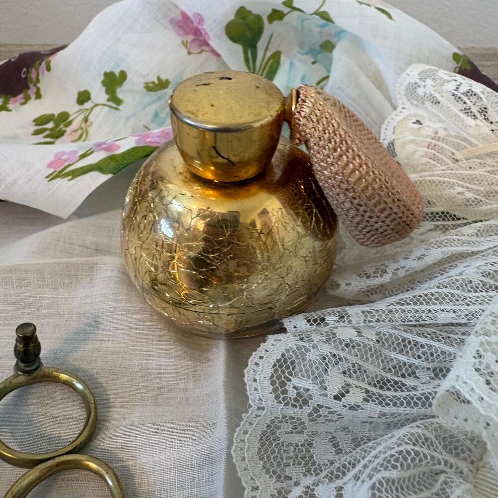 Vintage DeVilbliss Gold Crackle Glass Perfume Atomizer, 1940s Old Hollywood